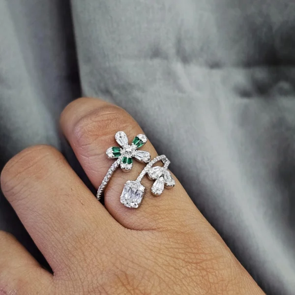 Emerald Bloom Elegance Ring - Image 3