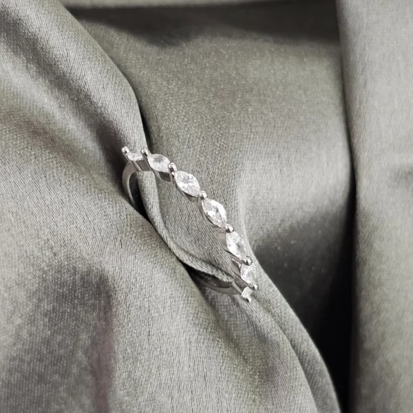 Gleaming Horizon Ring