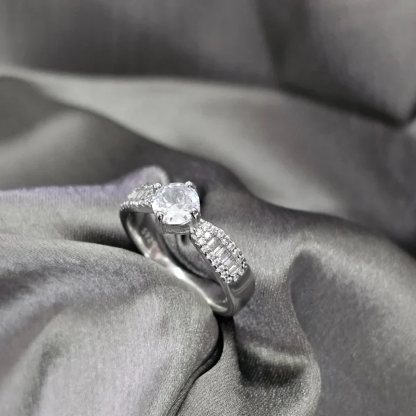 Diamond Radiance Ring