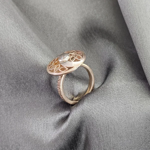 Round Leaf Diamond Ring - Image 2