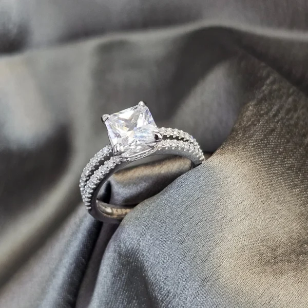 Radiant Cut Diamond Ring