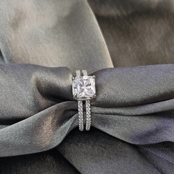 Radiant Cut Diamond Ring - Image 3