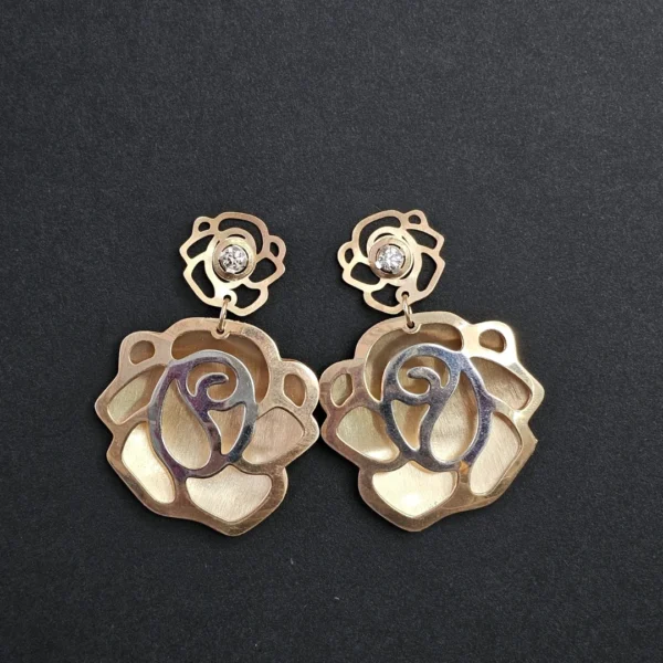 Rose Curve Earrings
