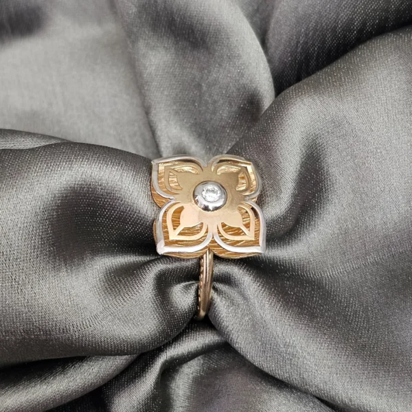Rose Petals Ring - Image 2