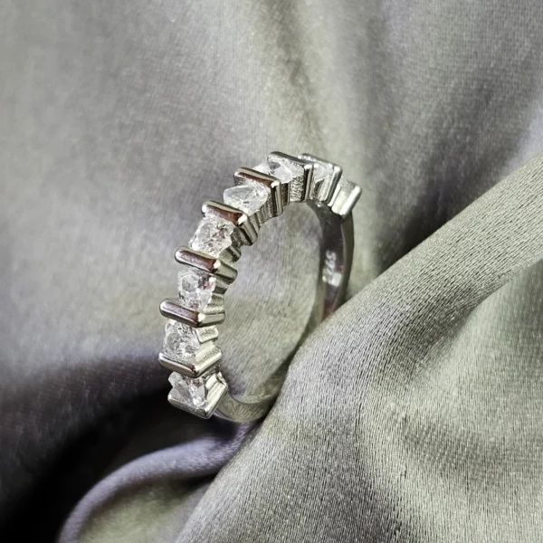 Symphony Heart Ring