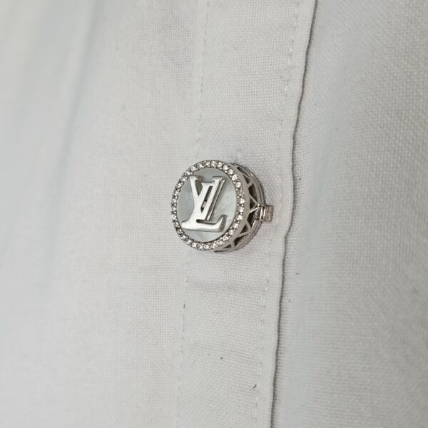 Signature Shine Button