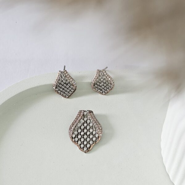 Dew Drops Pendant Set - Image 2