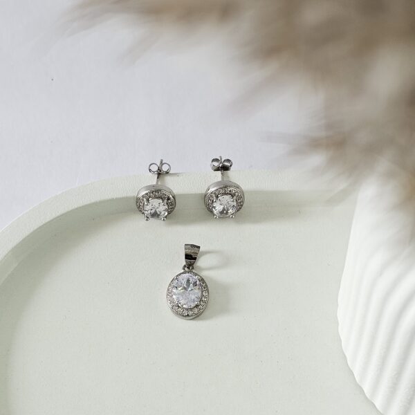 Oval Solitaire Pendant Set - Image 2