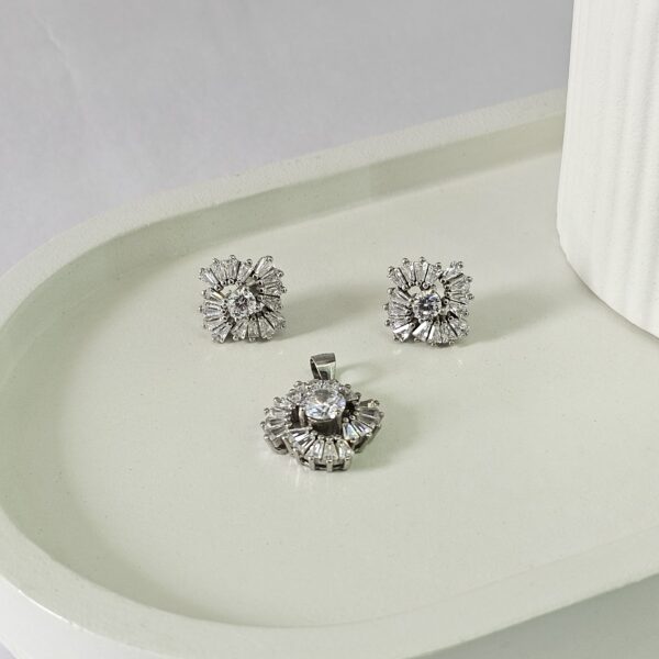Sparkle Bloom Pendant Set - Image 2