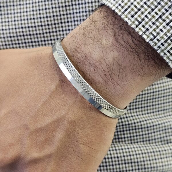 Grip Line Kada