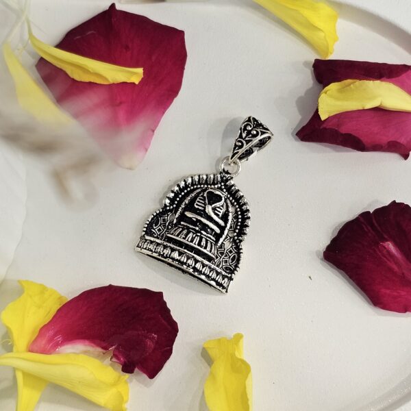 Shivling with Vasuki Pendant - Image 2