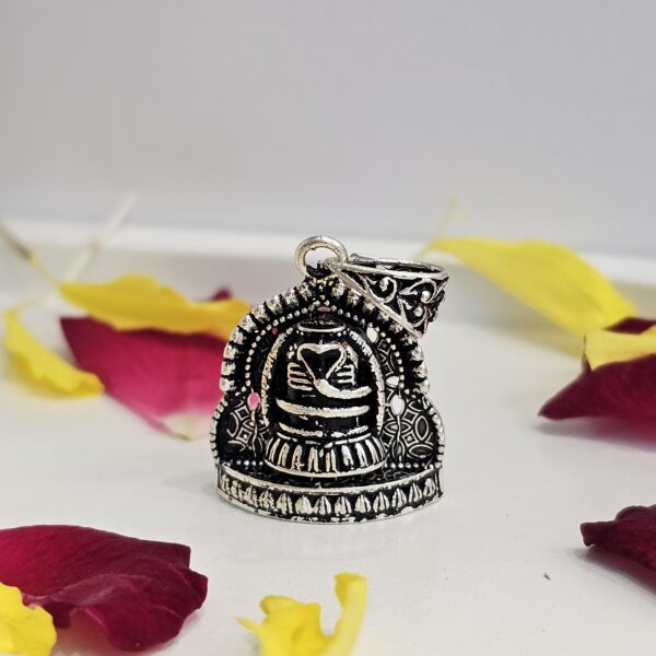 Shivling with Vasuki Pendant
