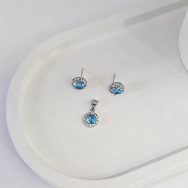 Aqua Glow Pendant Set