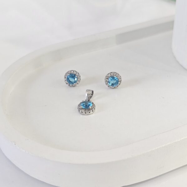 Aqua Glow Pendant Set - Image 2