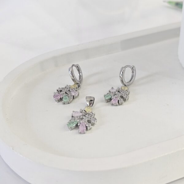Colorful Petals Pendant Set - Image 2