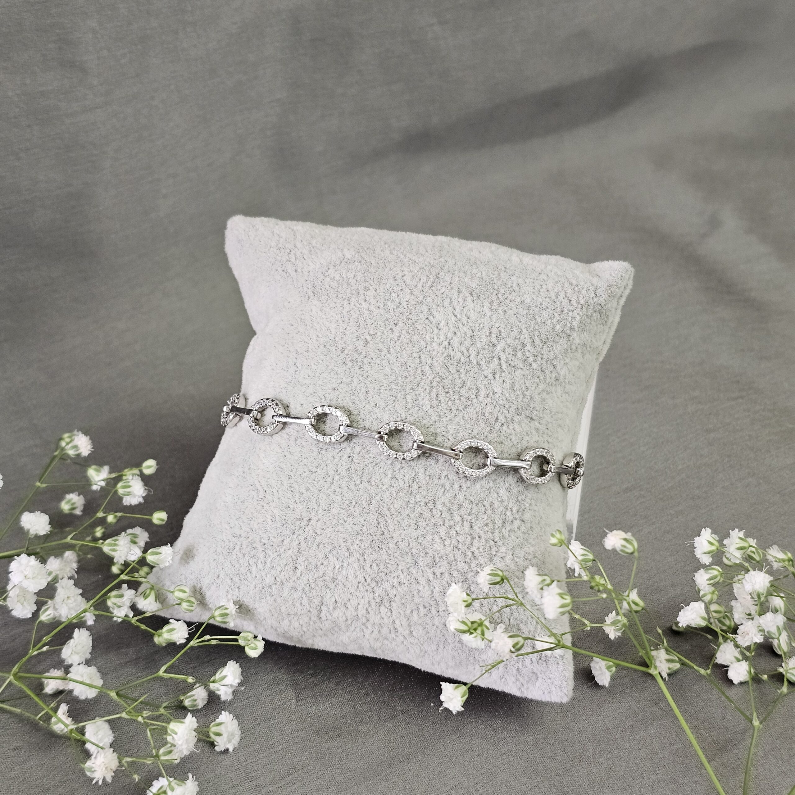 Circle Links Bracelet