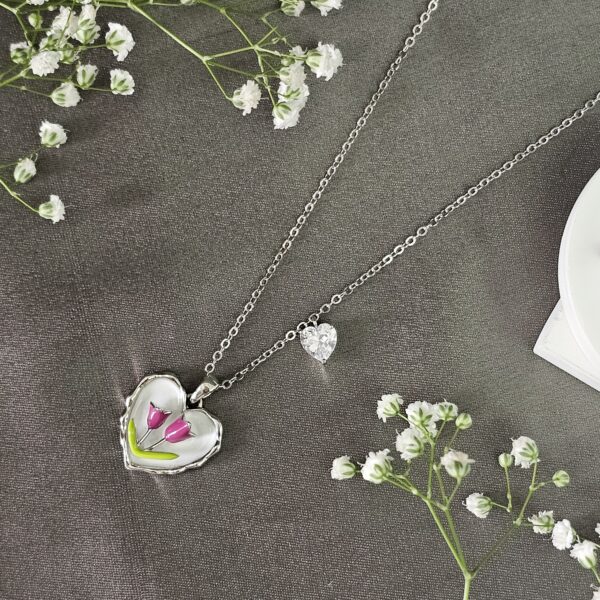 Tulips Heart Necklace Set - Image 2