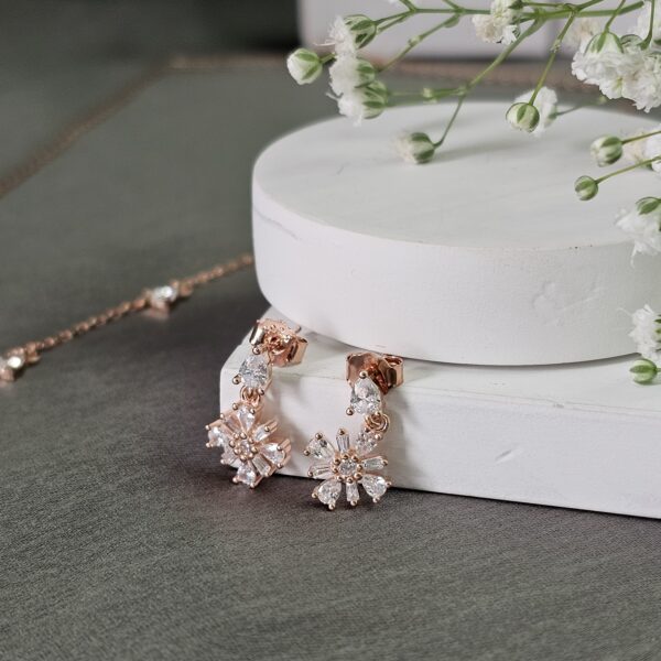 Rose Snow Flake Charm Necklace Set - Image 2