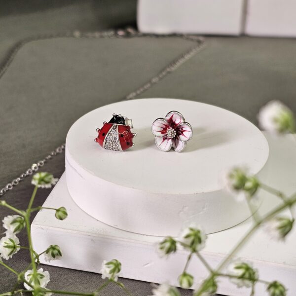 Beetle & Floral Necklace Set - Image 3