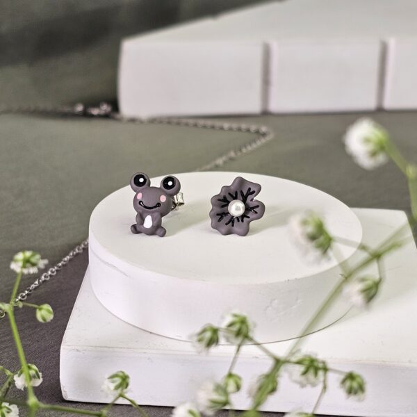 Teddy & Floral Necklace Set - Image 3