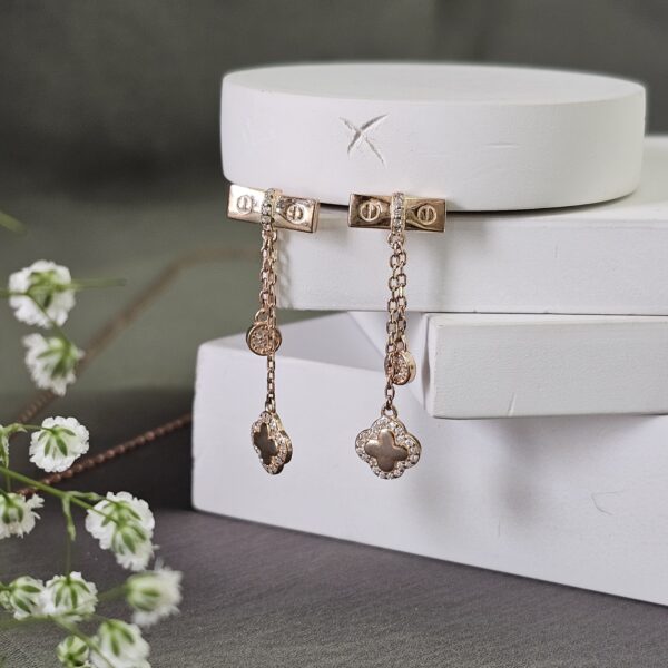 Clover Necklace Set - Image 3